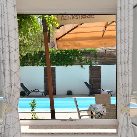 Villa Ena *