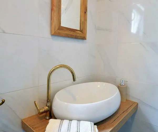 빌라 Ena 무르테르