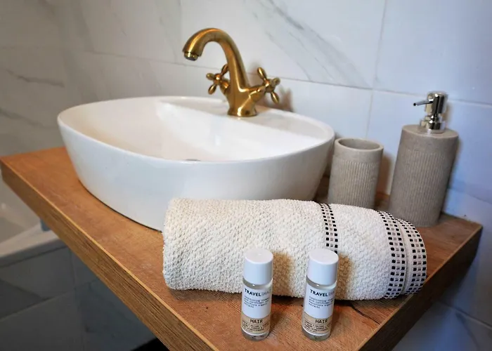 빌라 Ena 무르테르