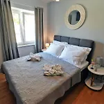 Ena Villa *